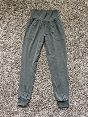 Salutation Jogger Grey Heather XS Tall XST Athleta EUC
